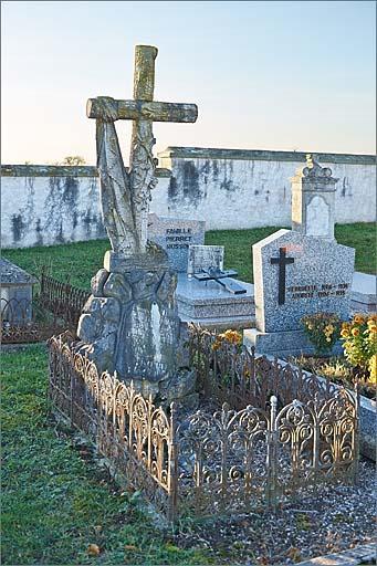 Tombe de la famille Noel Jacquot