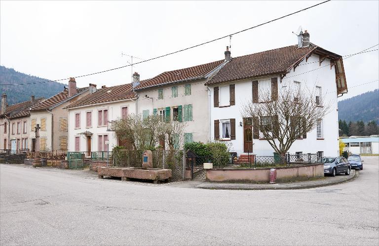 Vue de la rue de la Malgrange, n° 2 à n° 6.