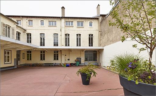 Corps E : élévation sur cour.