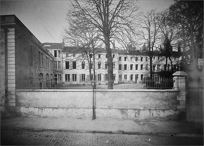 Vue depuis la rue des Tiercelins au début du 20e siècle (après 1911).