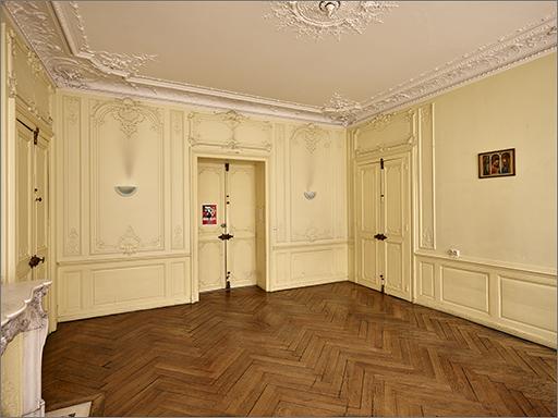 Ensemble du décor intérieur (pièce E 1. 5)