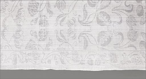 Napperon liturgique n° 8, détail de la bordure.