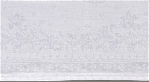 Nappe d'autel n° 2, détail de la bordure : fleurs de lys.