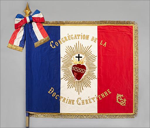 Drapeau tricolore de la Congrégation de la Doctrine chrétienne