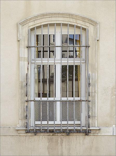 Corps E (9 rue du Manège) : élévation antérieure, détail d'une baie.