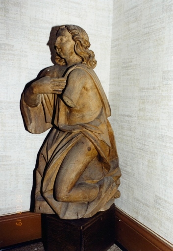 Statue : Ange adorateur