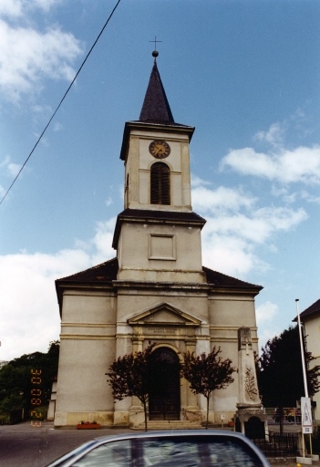 Vue d'ensemble depuis l'est.