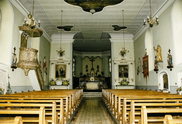 Vue intérieure, vers le choeur.