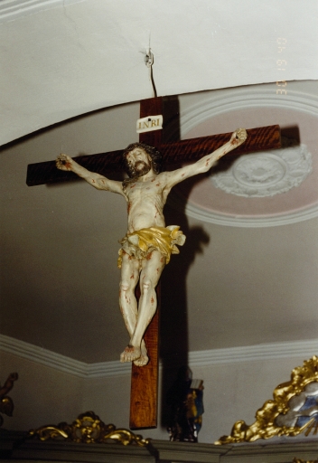 Croix : Christ en croix