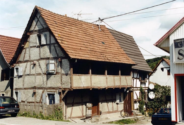 Vue d'ensemble du logis.