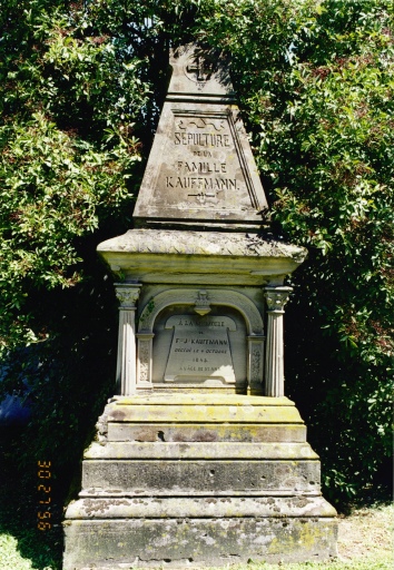 Monument funéraire de la famille Kauffmann