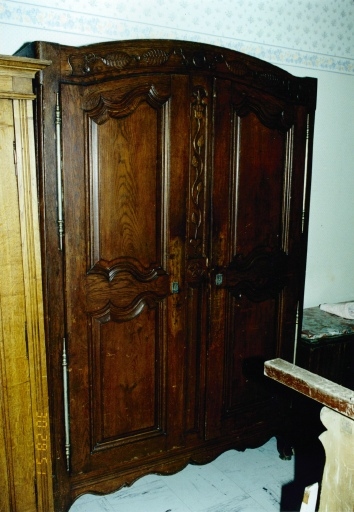 Armoire