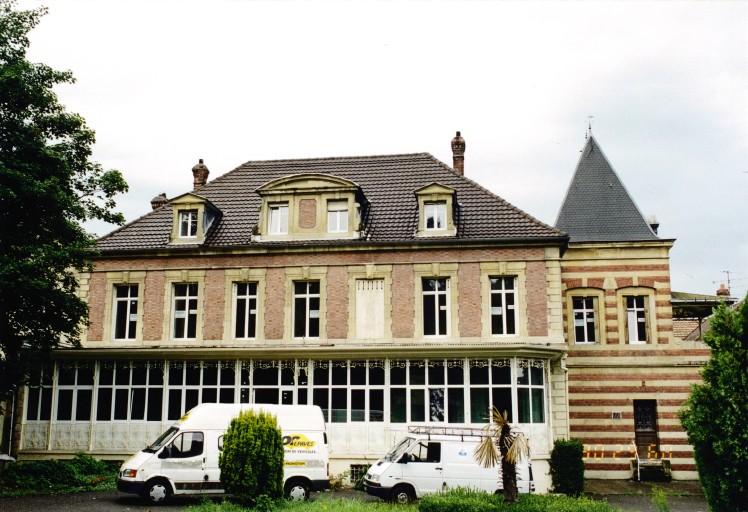Vue d'ensemble depuis l'est.