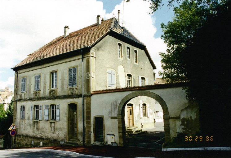 Vue d'ensemble depuis le sud-est.