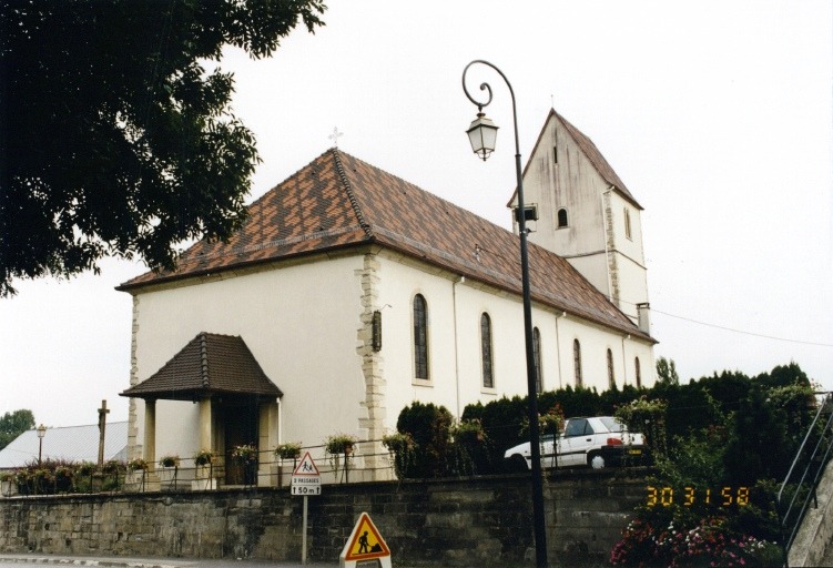 Vue d'ensemble de l'église, depuis le sud-ouest.