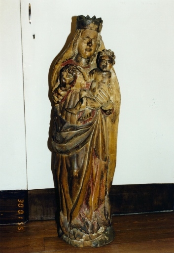 Statue : Vierge à l'Enfant (No 1)