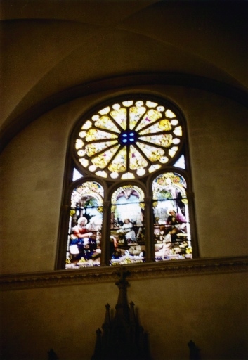 Baie du transept sud : la Sainte Famille. Vue d'ensemble.