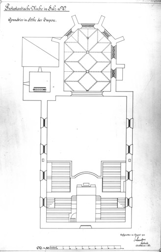 Plan au niveau de la tribune.