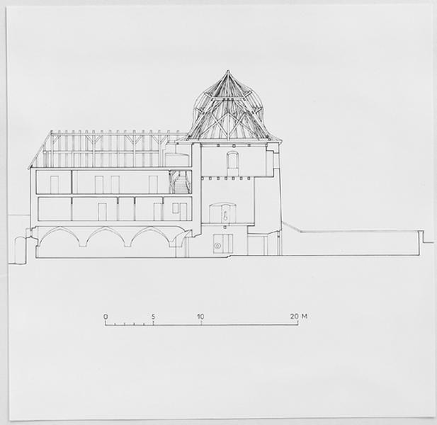 Tour des Sorcières et maison du 13 rue A. Jacquot : coupe longitudinale Est-Ouest.