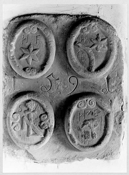 Plaque commémorative (No 8)