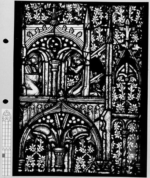 Verrière I : panneau 6a : Motif d'architecture avec deux anges agenouillés, au dessus de Jésus devant Anne.