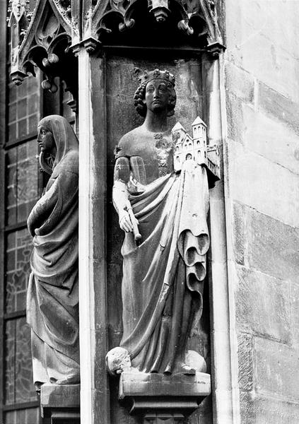 2 statues : sainte Odile d'Alsace, sainte Richarde