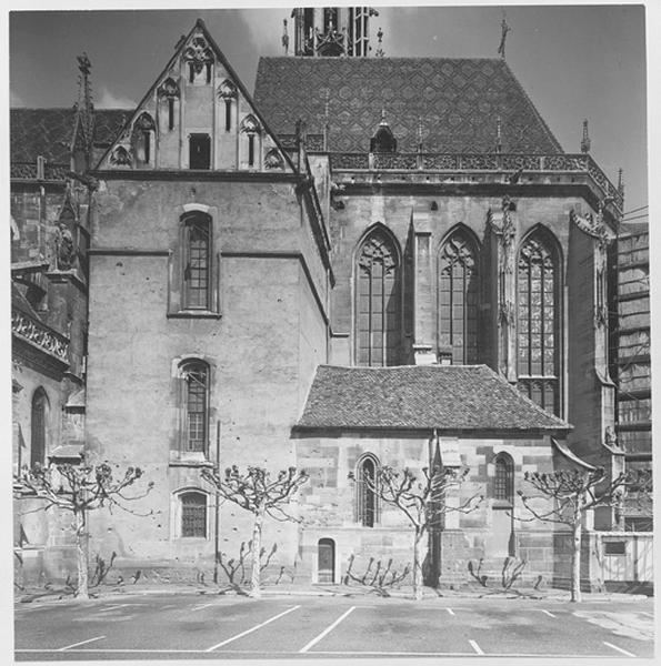 Façade sud de la chapelle Saint-Thiébaut, du choeur et de ses deux sacristies.