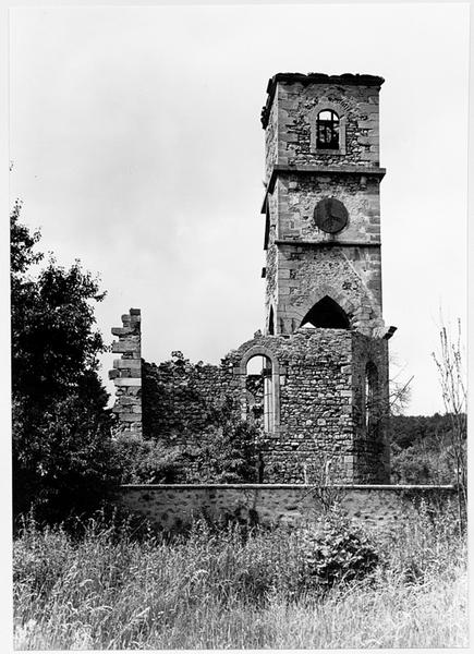 Vue de la façade sud du choeur et de la tour.