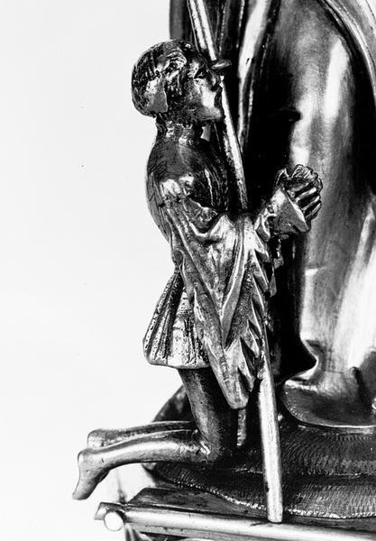 Statuette de Saint Thiébaut et deux pèlerins, détail du pèlerin.