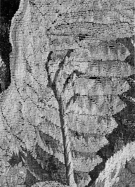 Vue d'ensemble de l'endroit de la tapisserie murale : ailes du héron.(détail)