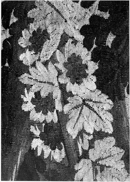 Vue d'ensemble de l'endroit de la tapisserie murale : fleurs, groupement de duites.(détail)