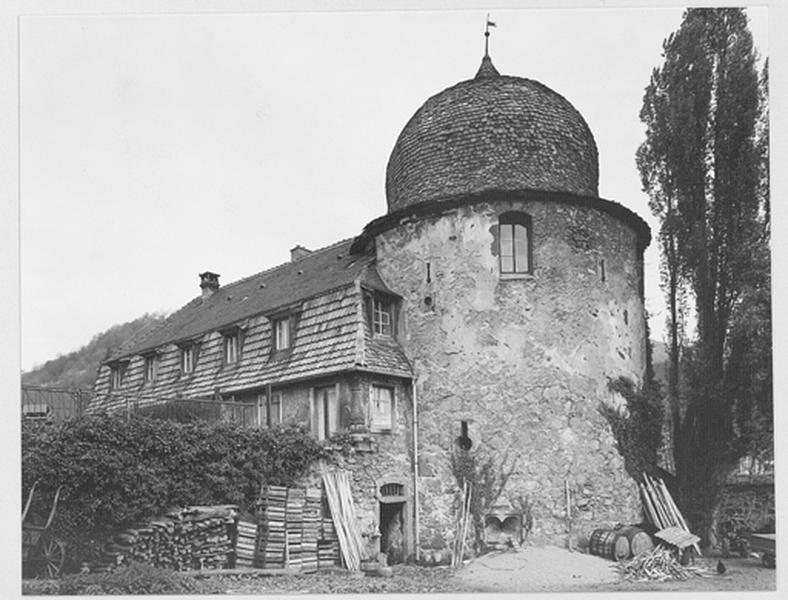 Tour des Sorcières vue du sud-est.