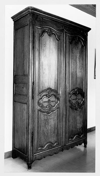 Armoire