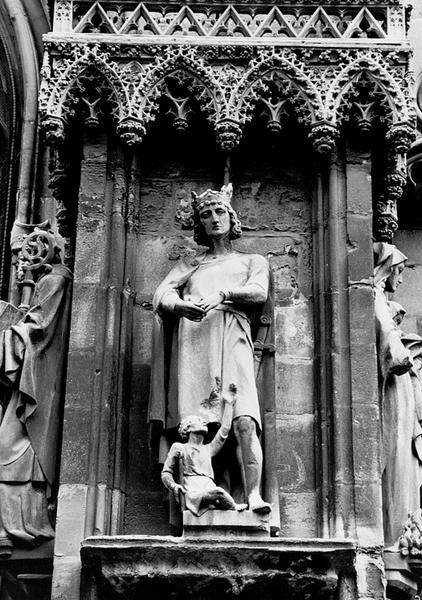 Façade ouest, contrefort 0II : statue de Saint Edouard d'Angleterre (5).