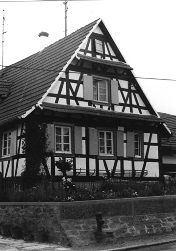 Vue d'un logis de ferme.