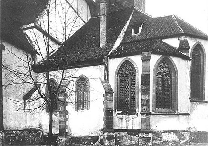 Vue ancienne du choeur de l'église depuis le sud-est.