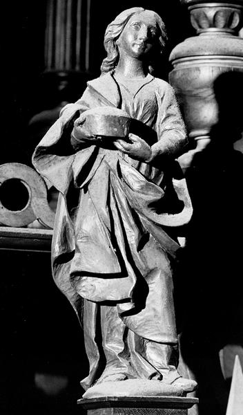 L'abat voix, statuette de sainte.