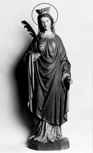 Statue : sainte Agathe