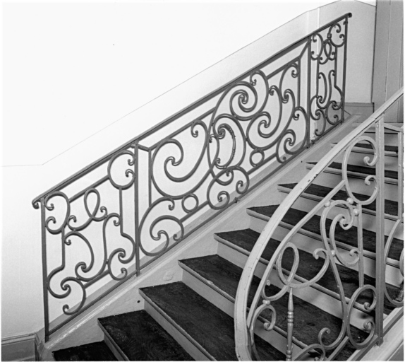 Escalier, détail de la rampe.