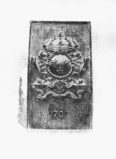 Plaque de cheminée.