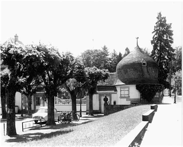 Vue ancienne de l'entrée inférieure.