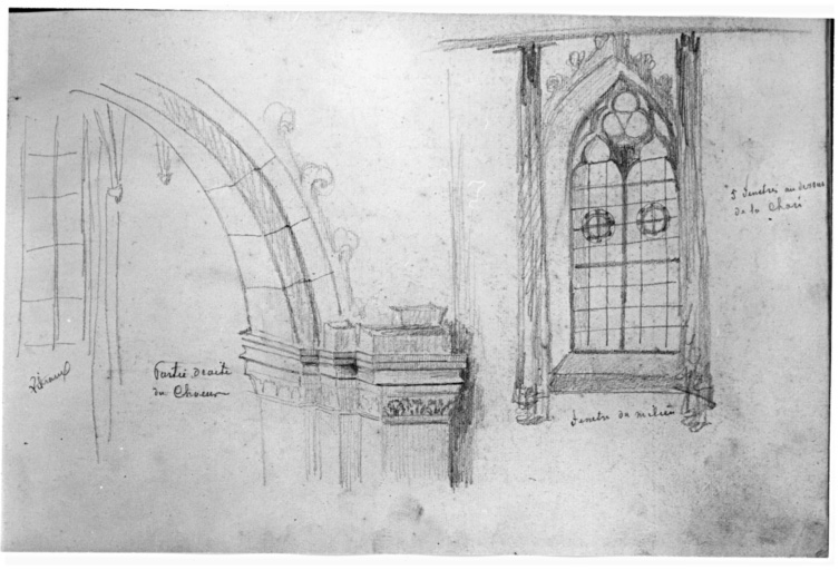 Eglise détruite : arc triomphal et fenêtre de la nef (vaisseau central).