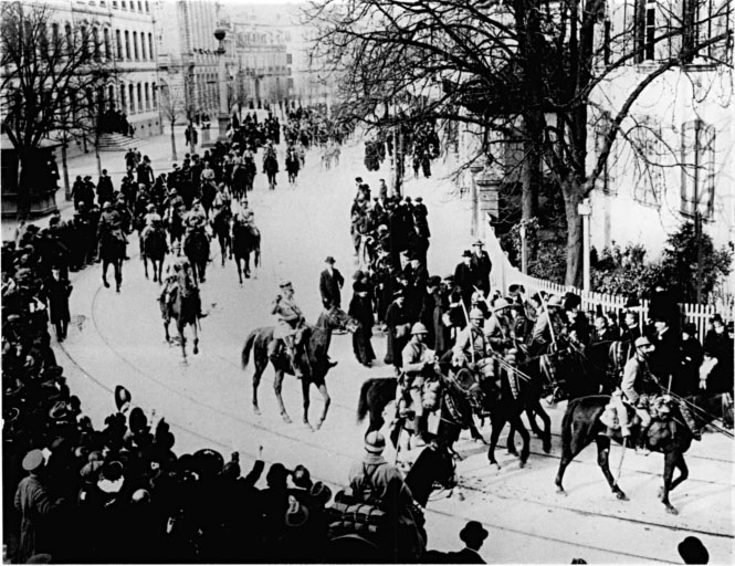 Vue ancienne du boulevard du Président Roosevelt, lors de la libération en 1918.