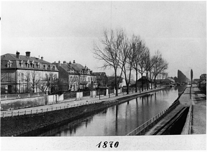 Vue ancienne des canaux : canal du Rhône au Rhin.