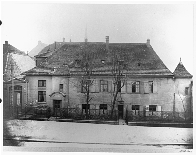 Vue ancienne de l'Auberge du Président Kennedy, quai du Fossé (détruite en 1913).