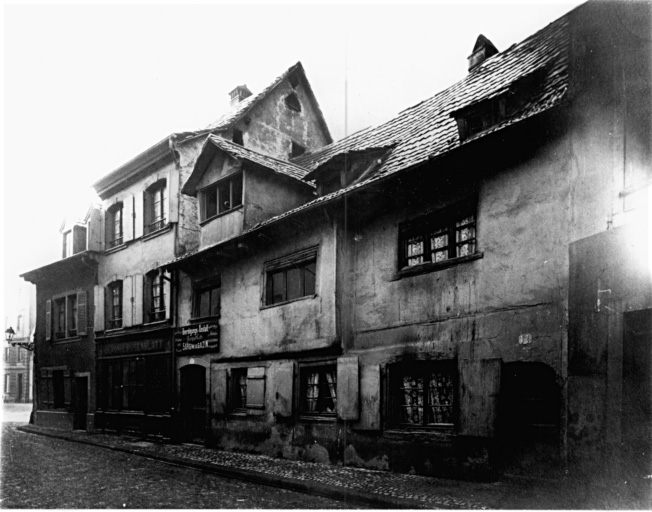 Vue ancienne de la rue de la Justice.