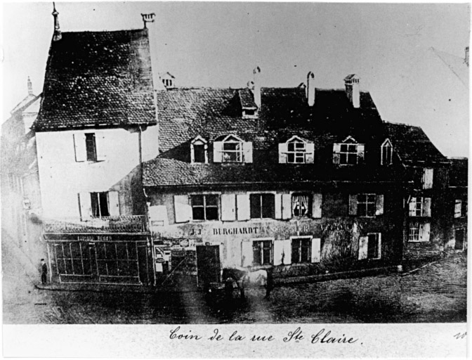 Vue ancienne de la chapelle Notre-Dame, au coin de la rue Sainte-Claire et de la rue de la Synagogue.