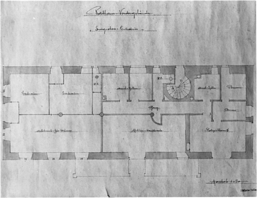 Bâtiment antérieur, plan au rez-de-chaussée.