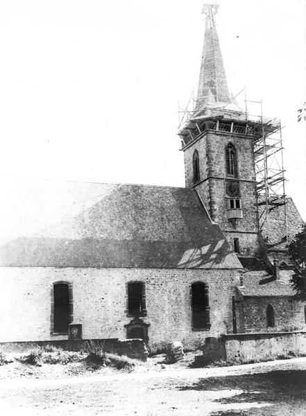 Vue pendant la reconstruction.