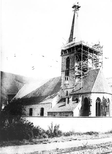 Vue pendant la reconstruction.